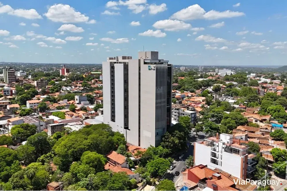 Andar inteiro à venda no Edificio Zenith, Pettirossi