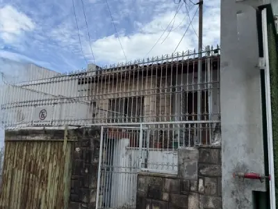 Imóvel para reforma ou demolição na zona Mercado 4, Assunção 1