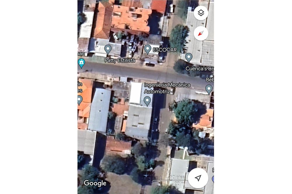 Commercial property for sale with two warehouses and house in Villa Elisa