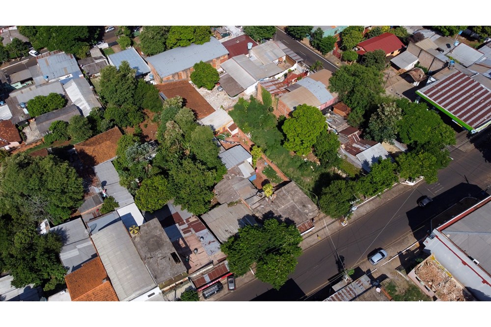 Commercial property for sale on Av. B. Caballero, Presidente Franco