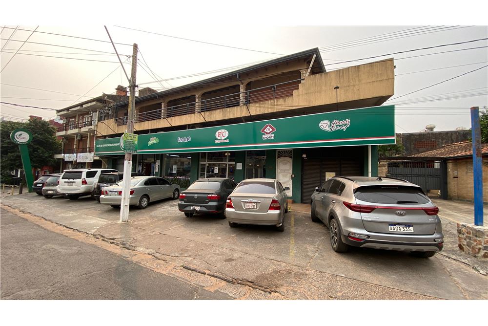 Propriedade comercial à venda na Av. Cacique Lambaré