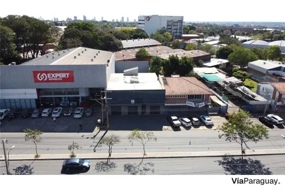 Propriedade comercial à venda na Av. Eusebio Ayala