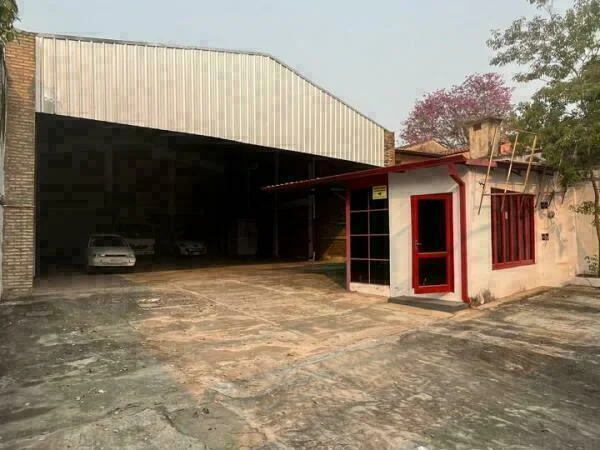 Imóvel comercial à venda na Av. General Santos, Assunção