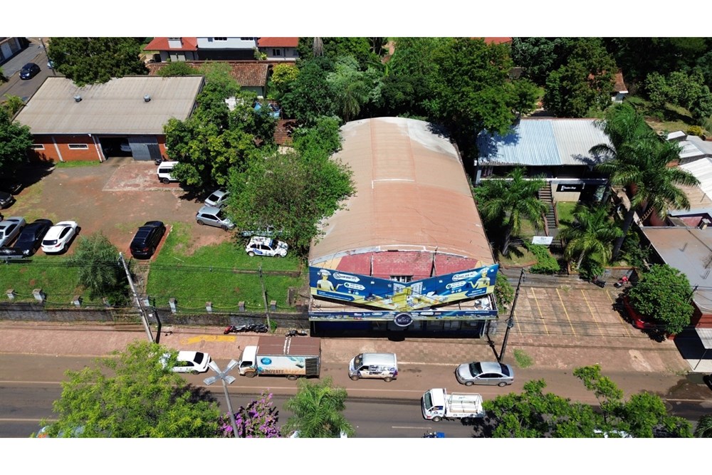Propriedade comercial à venda na Avda. Irrazábal, Encarnação