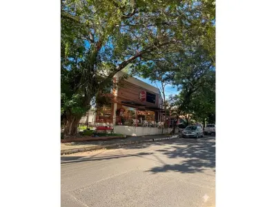 Propriedade comercial mista à venda em Fernando de la Mora