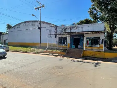 Imóvel Comercial com Depósito e Loja na Rota PY13, Caaguazú