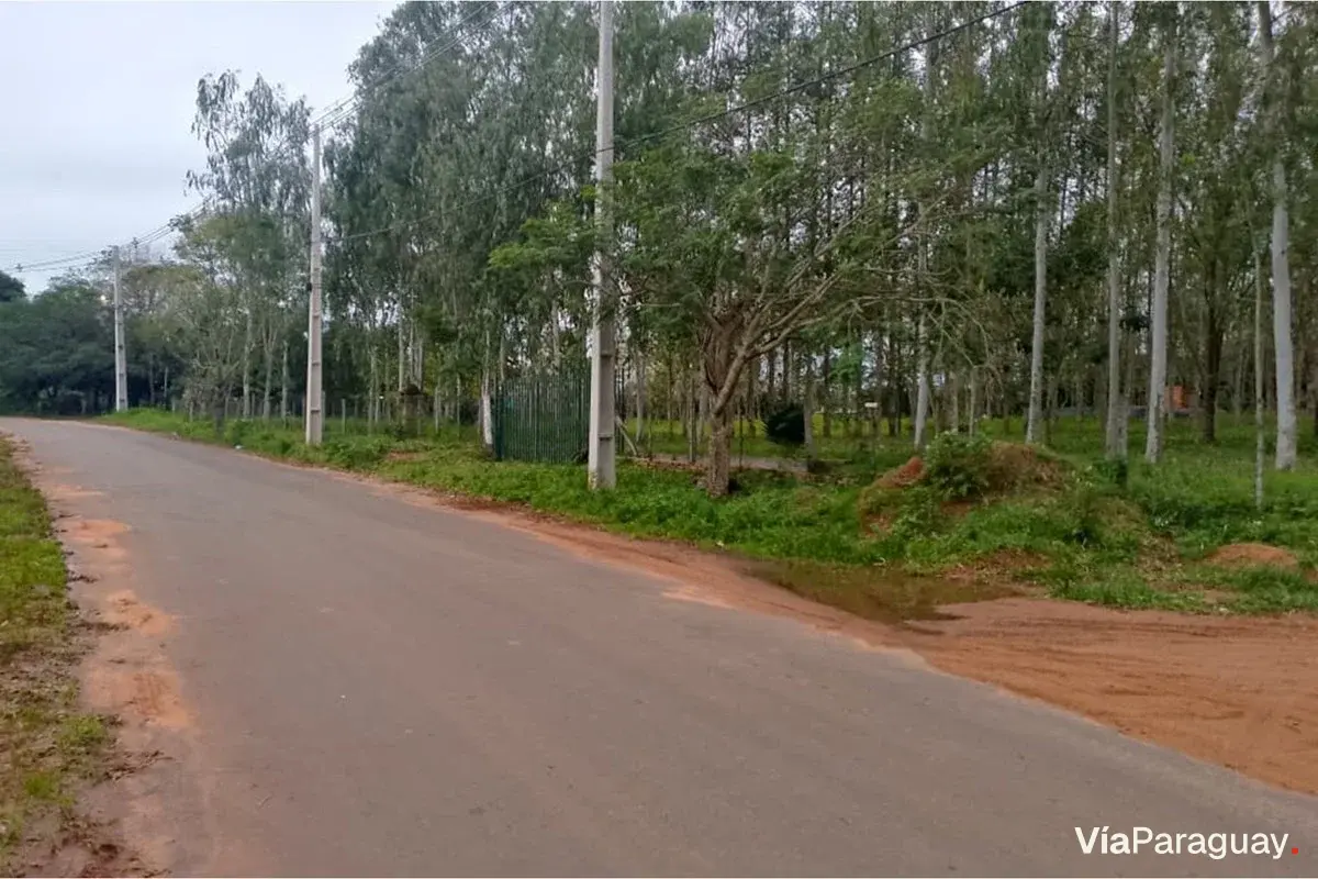 Propriedade à venda em Itá, Central: terreno com casa