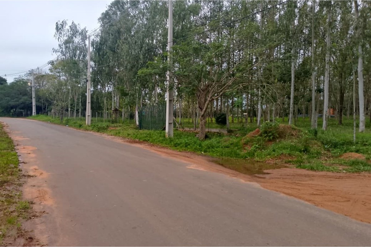 Propriedade à venda em Itá, Central: terreno com casa