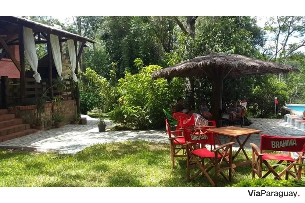 Quinta para alugar em Piribebuy com piscina e quinchô