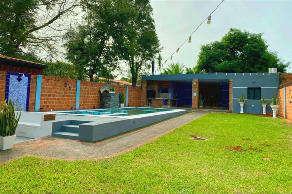 Quinta en venta en Barrio Kennedy, Capiatá