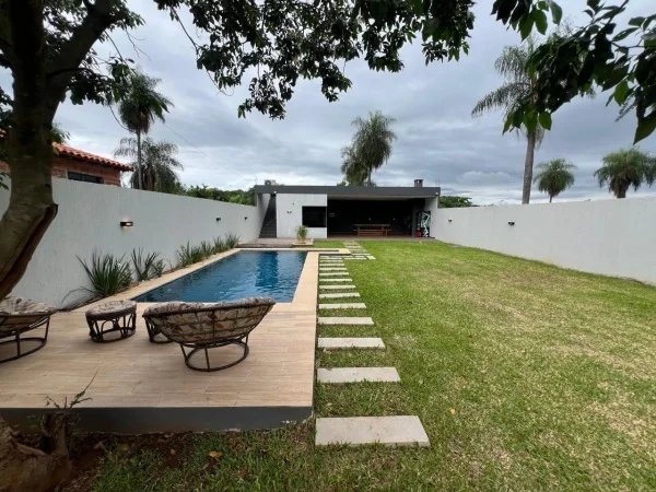 Casa de campo à venda em Itauguá, Central
