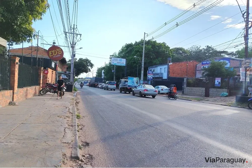 Residencia comercial en venta en Laurelty, Luque