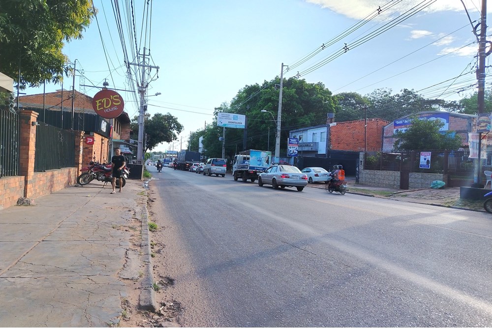 Residência comercial à venda em Laurelty, Luque
