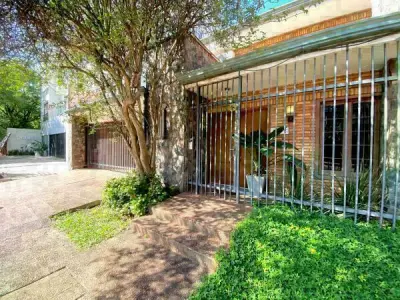 Residência para alugar no bairro Las Carmelitas, Assunção