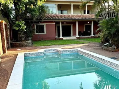 House for rent in Mburicaó, Asunción