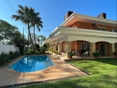 Lakeside residence for temporary rental in San Bernardino, 50 m from the lake