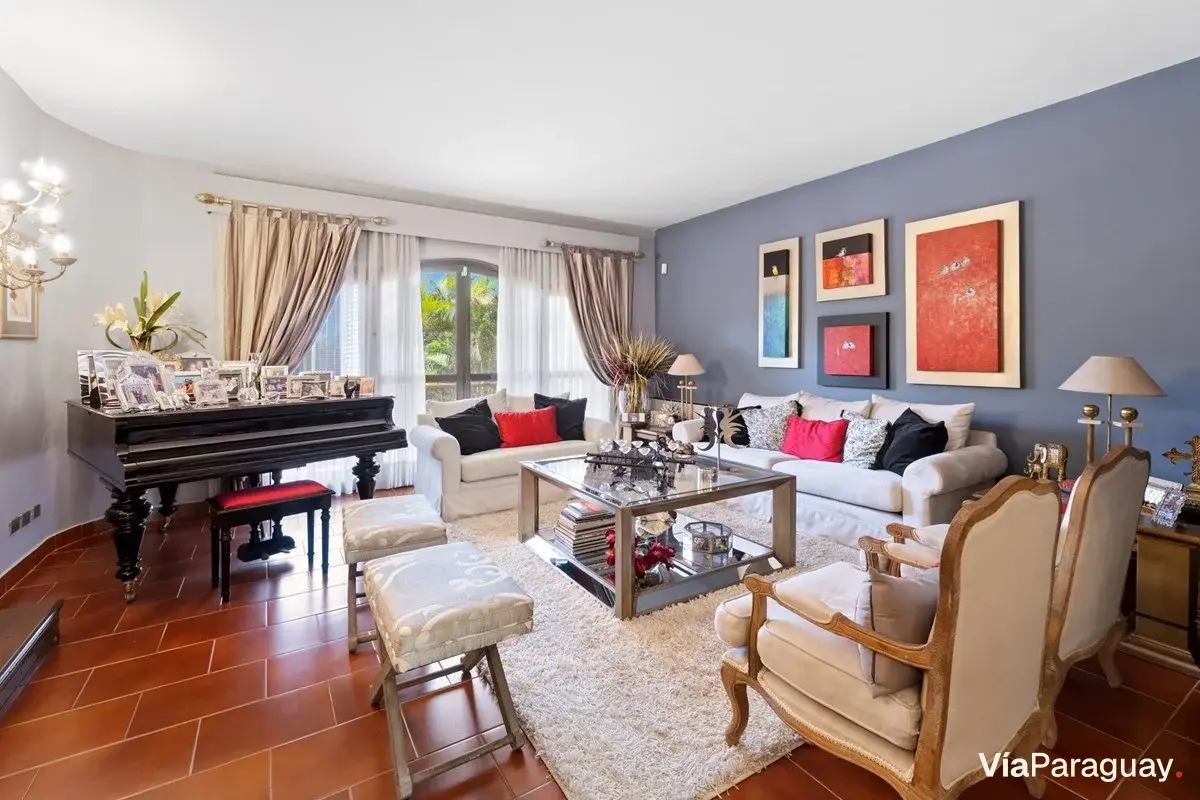 Five-bedroom house for sale in Manorá