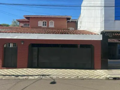 Residence for sale in Barrio Jara, Asunción