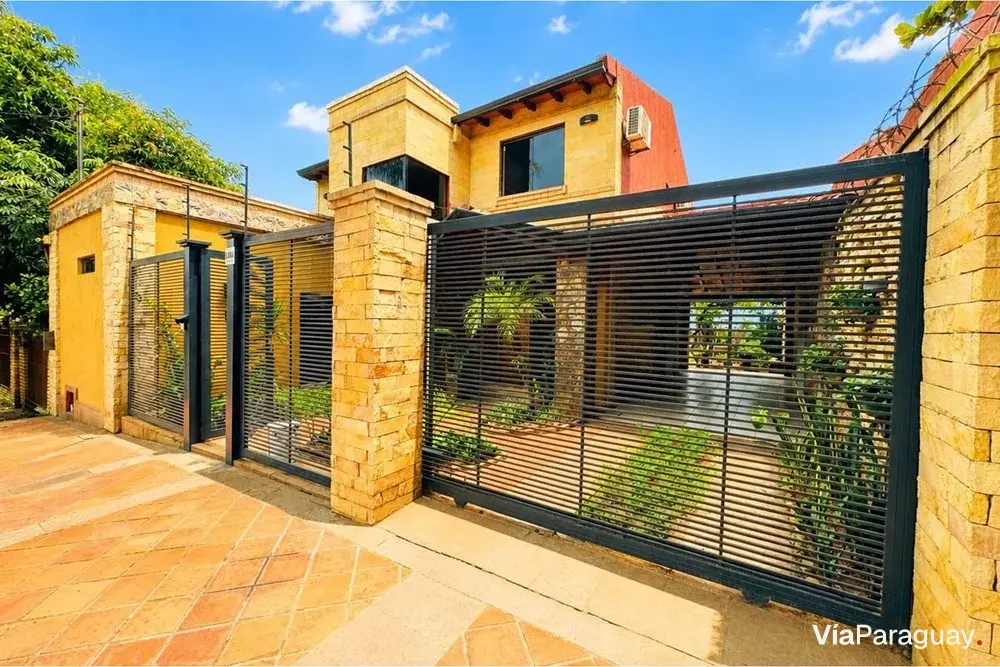 Residencia en venta en Lambaré, Cañada San Miguel