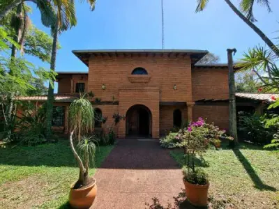 Residência à venda na Av. Mariscal López, Assunção