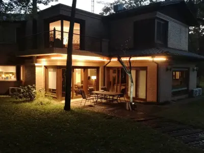 Residencia premium en venta en condominio, Lambaré