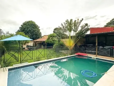 Residencia premium en venta en Valle Pucú, Areguá