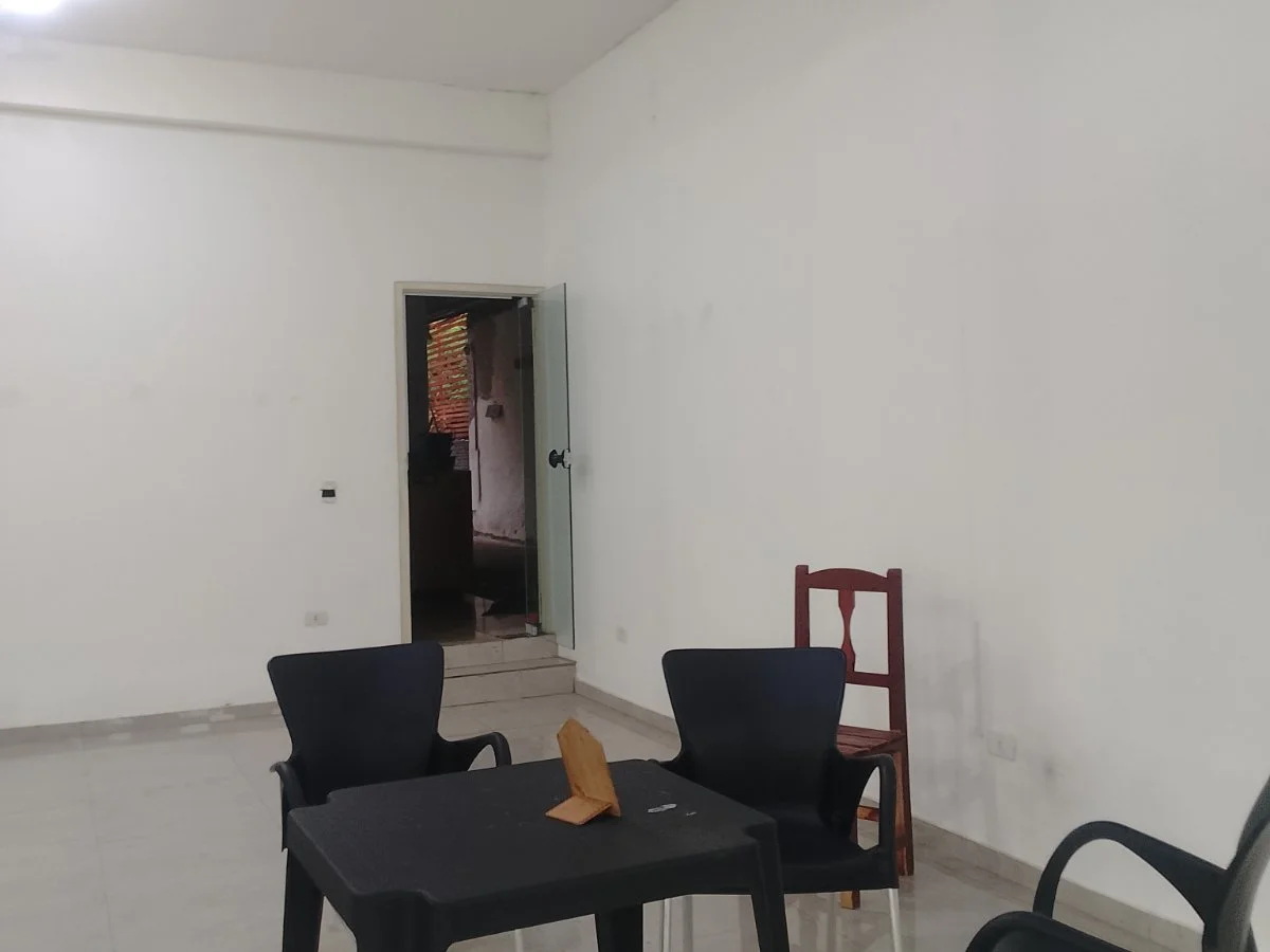 Salão comercial para alugar no Barrio Buena Vista, Encarnación