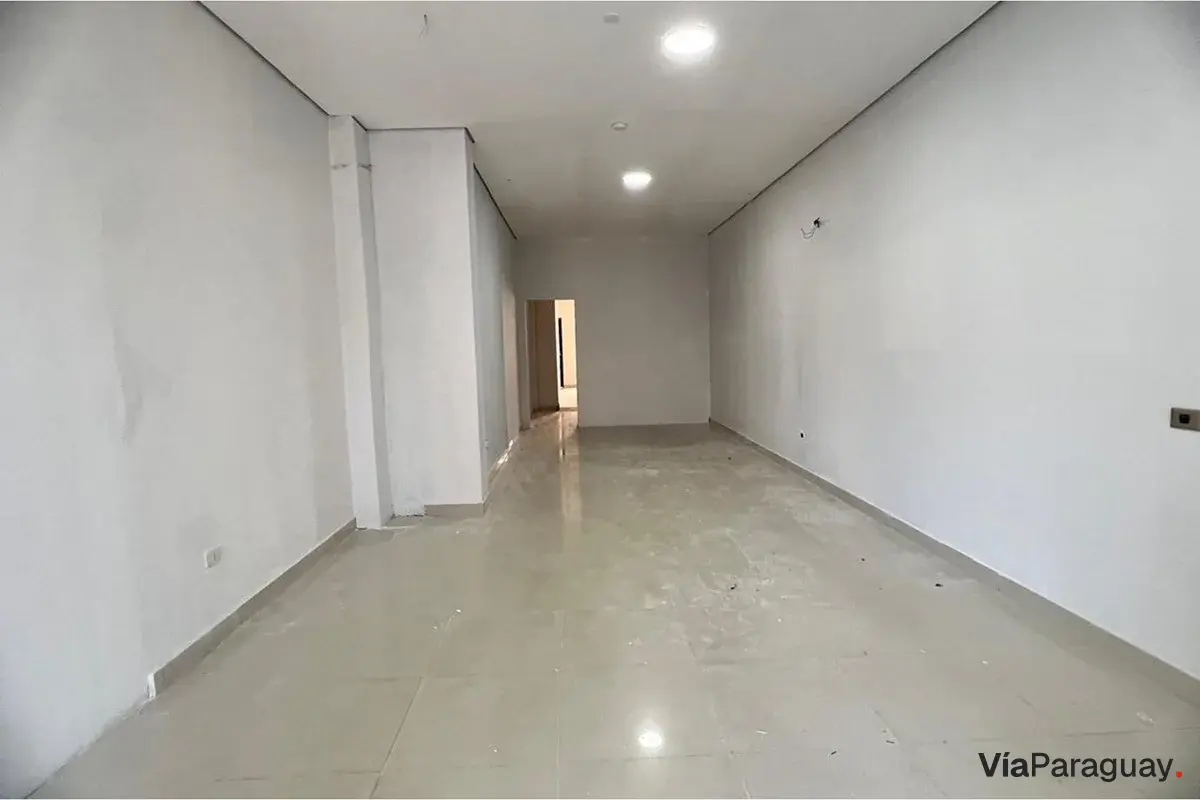 Salão comercial para alugar em Bernardino Caballero