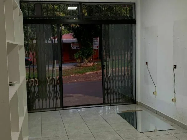 Salão comercial para alugar em Ciudad del Este – Km 5, La Blanca