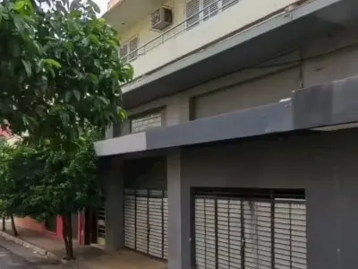 Salón comercial en alquiler en el centro de Asunción – 90 m²