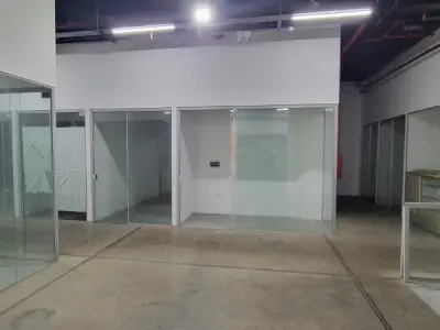 Commercial Space for Rent at Mercado 4, Asunción