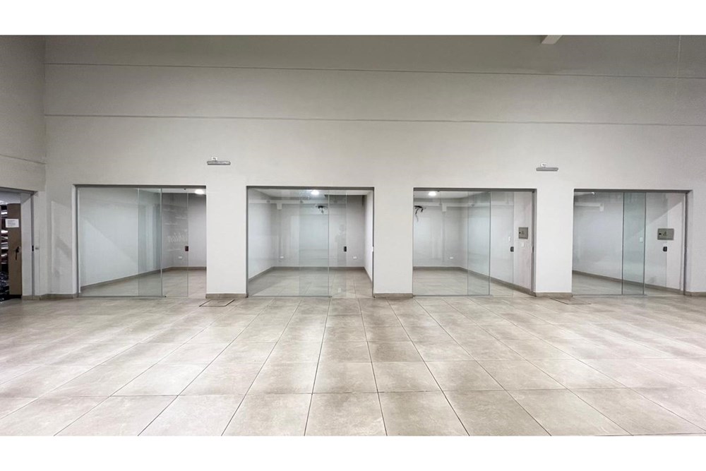 Salão comercial para alugar na Galería Central, San Lorenzo