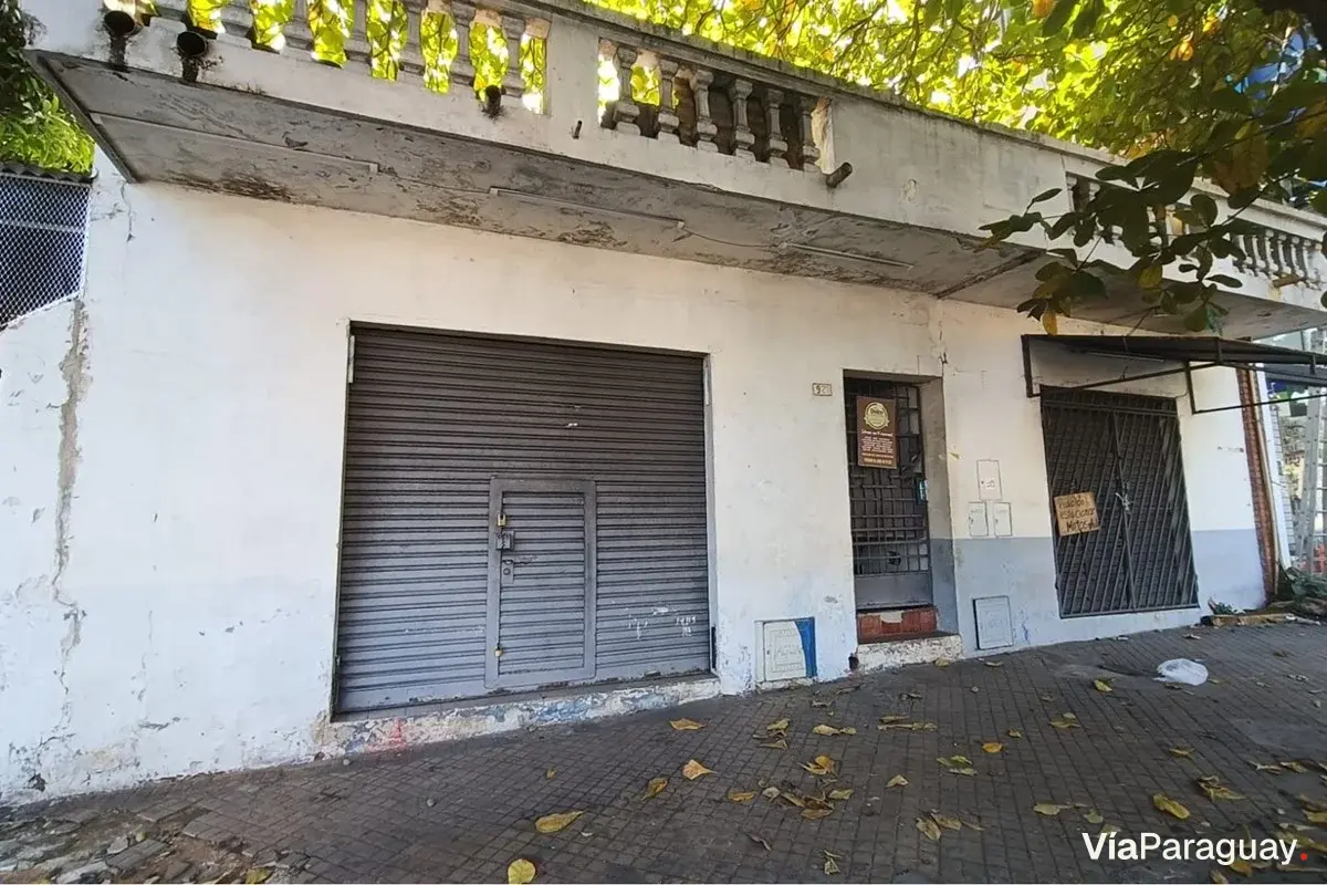 Salão comercial para alugar em General Díaz, Assunção