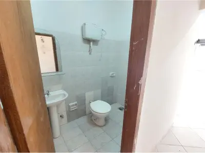 Commercial space for rent in Lambaré