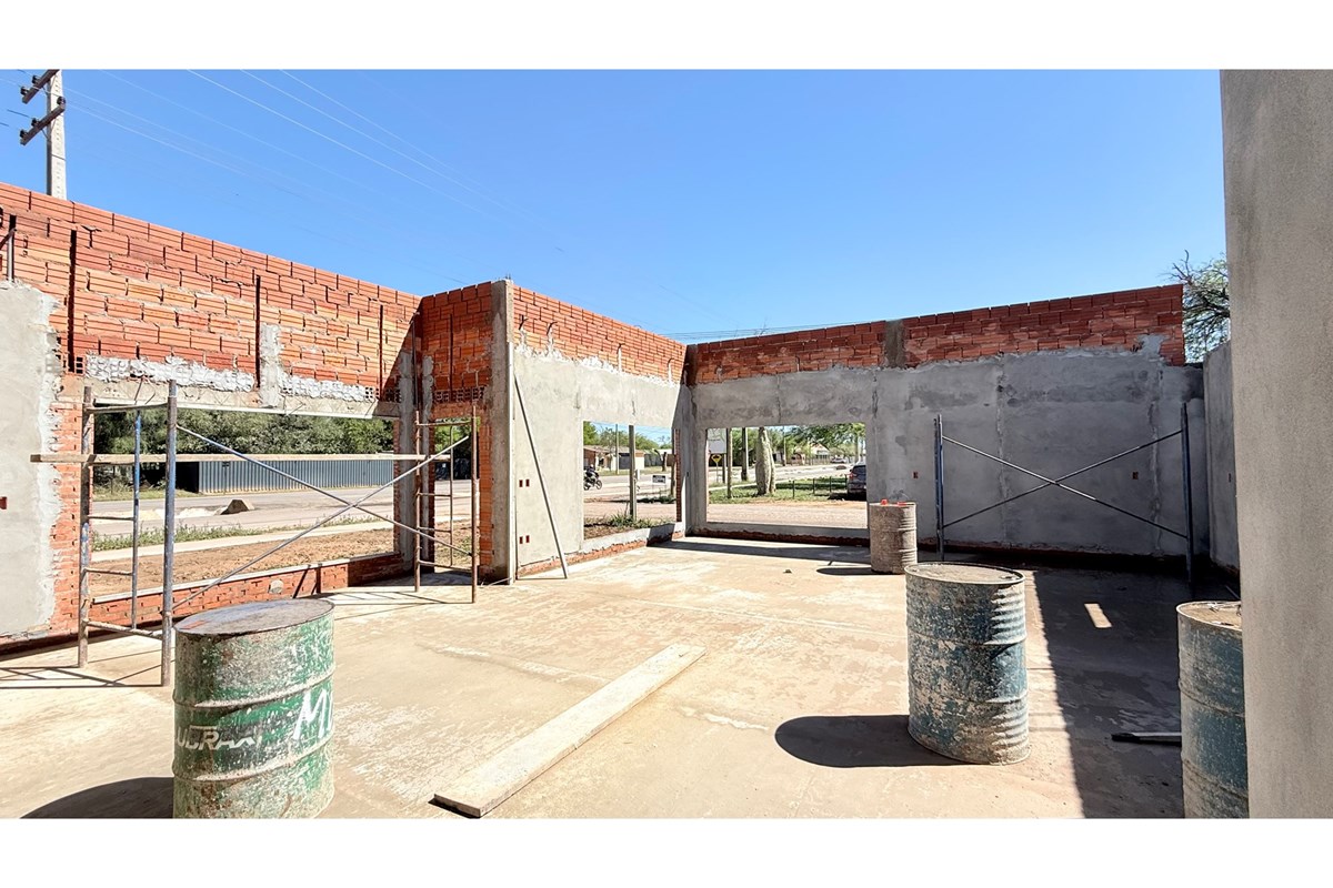 Salão comercial para alugar em Loma Plata, Boquerón