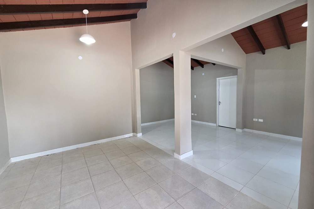 Commercial space for rent in Luque, Makai