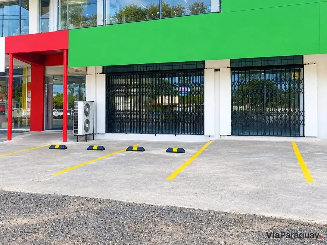 Salón comercial en alquiler en Mburicao, Asunción