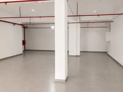 Salão Comercial para Aluguel em Mburicao, Assunção 1