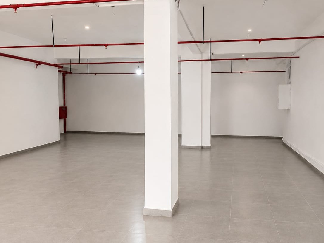 Salão Comercial para Aluguel em Mburicao, Assunção