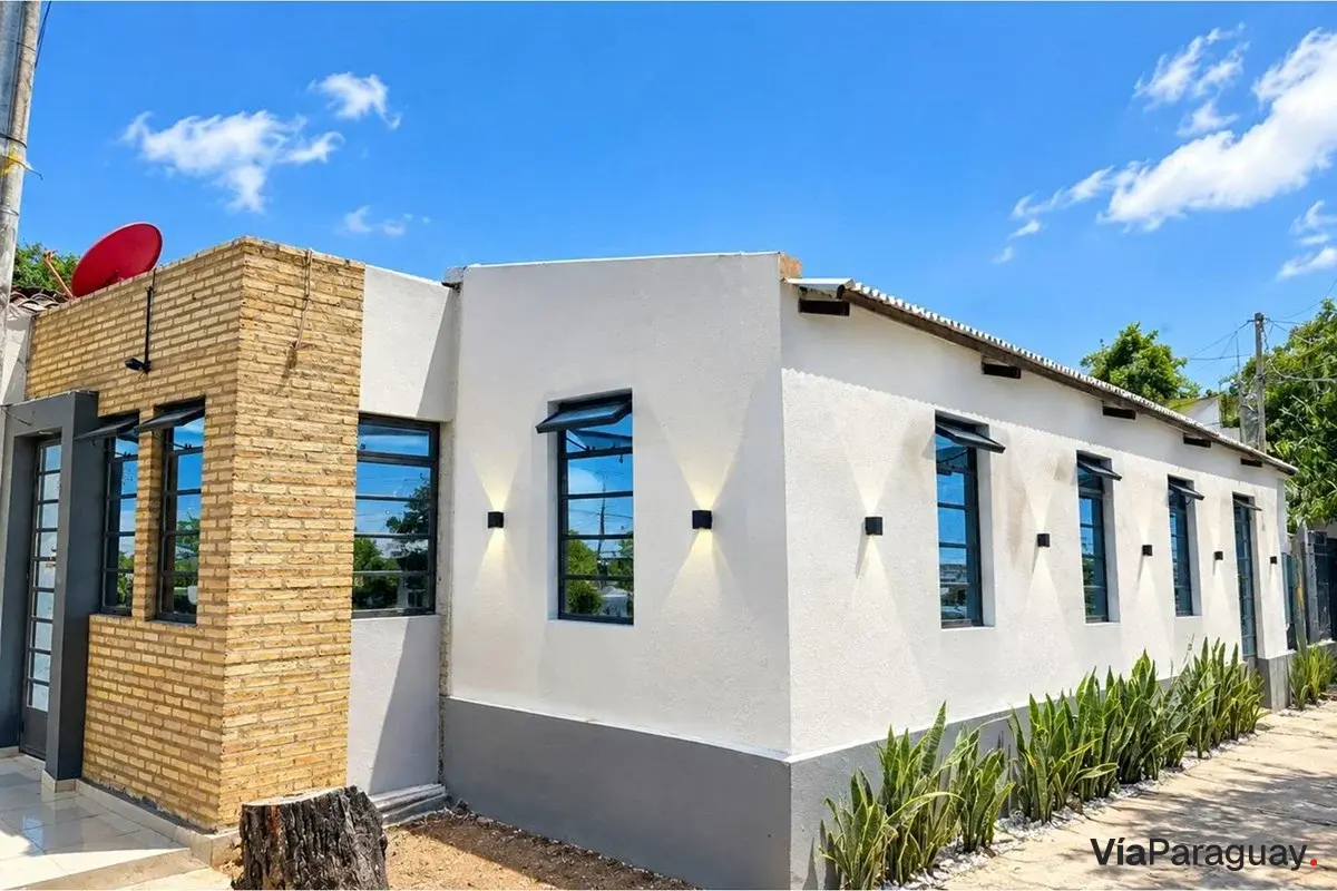 Salón comercial en alquiler en Villa Aurelia, Asunción