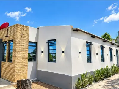 Salón comercial en alquiler en Villa Aurelia, Asunción