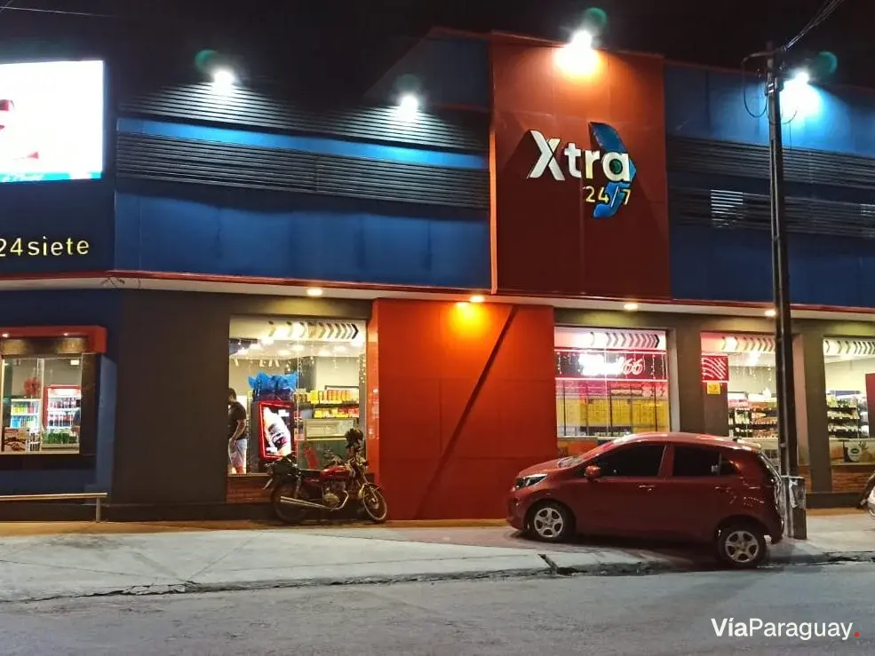 Salón comercial en alquiler en Ycuá Satí, Asunción