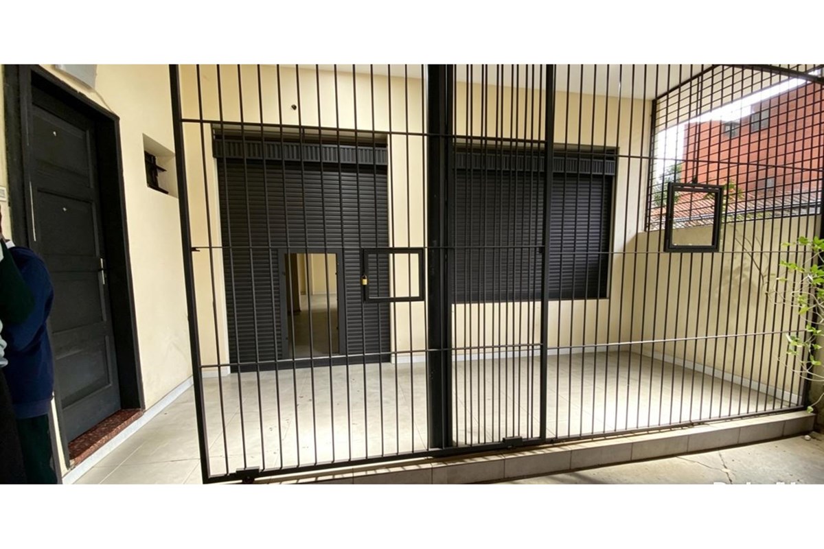 Commercial space for rent on Av. Colón, Sajonia