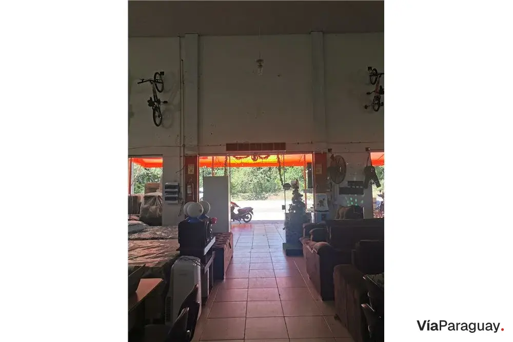 Salão comercial à venda na Avda. Itaipú, Salto del Guairá