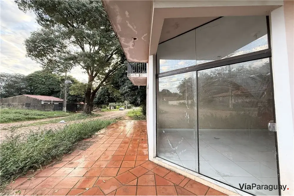 Salón comercial u oficina en alquiler en San Lorenzo