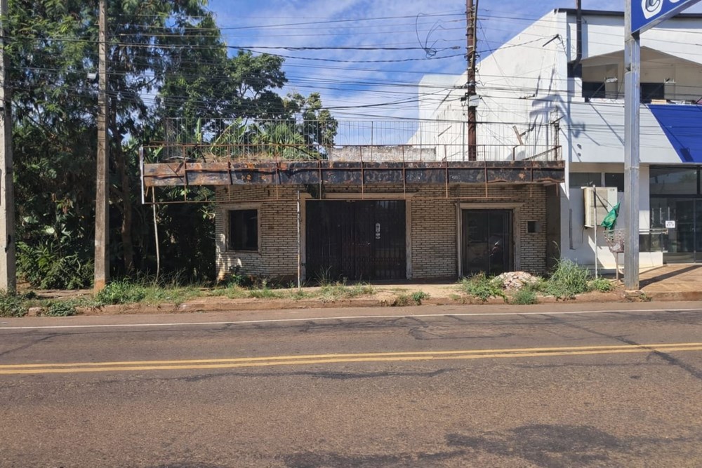Salões comerciais à venda em Coronel Bogado