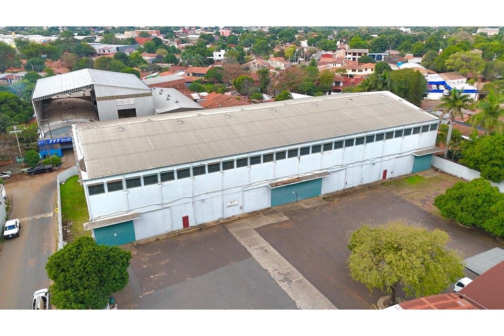 Terreno comercial de 10.140 m² con depósitos y oficinas en venta - San Lorenzo
