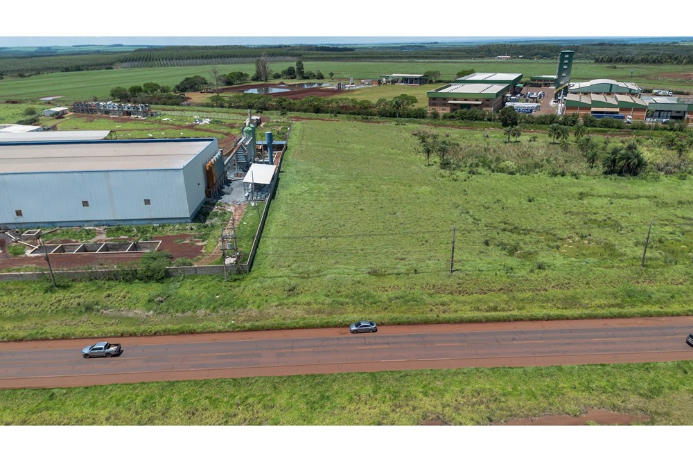 Terreno comercial en alquiler en zona industrial de Hernandarias