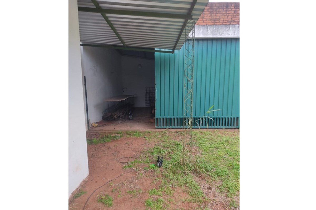 Terreno comercial en venta con tinglado en Ypané, Central