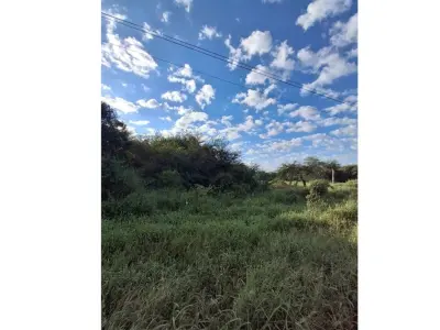 Terreno comercial en venta en Loma Plata, Boquerón